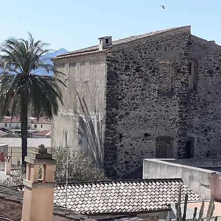 בית אירוח Casa Ombrina אורוסיי