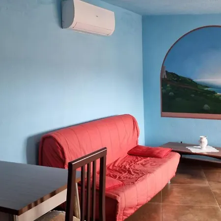 בית אירוח Casa Ombrina אורוסיי