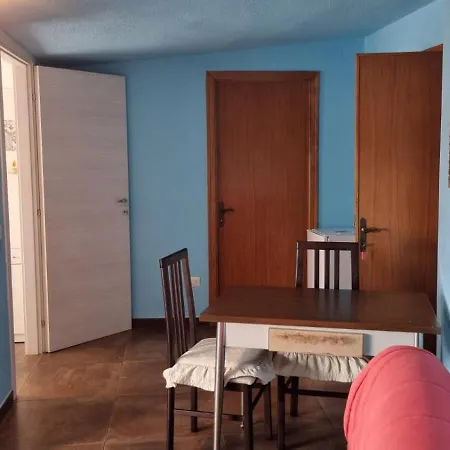 Casa Ombrina ホームステイ オロゼーイ